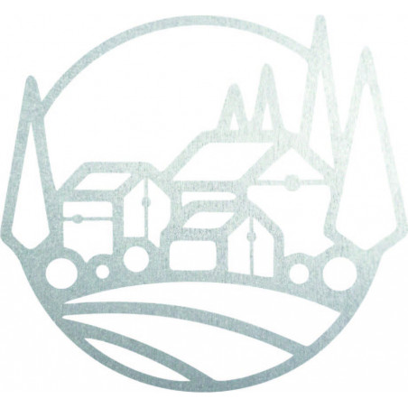 Drewniany obraz na ścianie domu