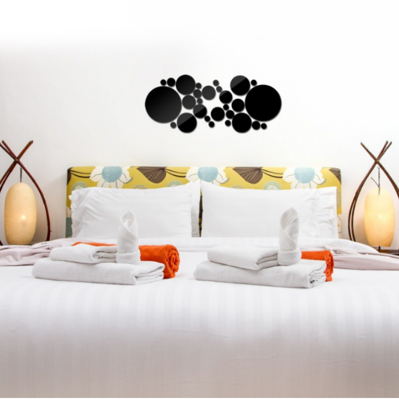 Lustra dekoracyjne. Naklejki lustro na ścianie jak obraz lub dekoracji, naklejki 3D akrylowe