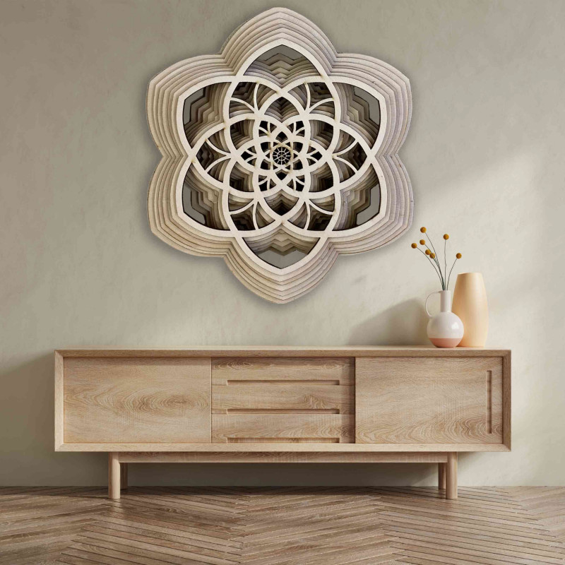 Drewniana mandala Harmonia wykonana z kilku warstw o wymiarach do 90 x 100 cm
