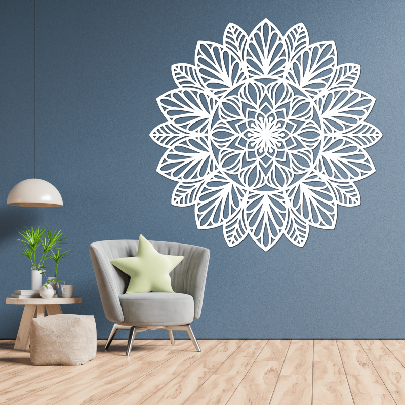 Drewniana mandala na ścianie