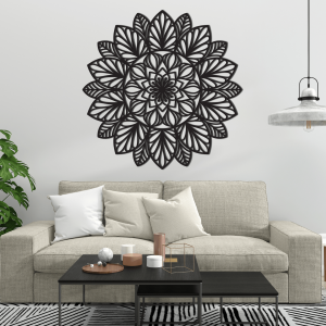 Drewniana mandala na ścianie