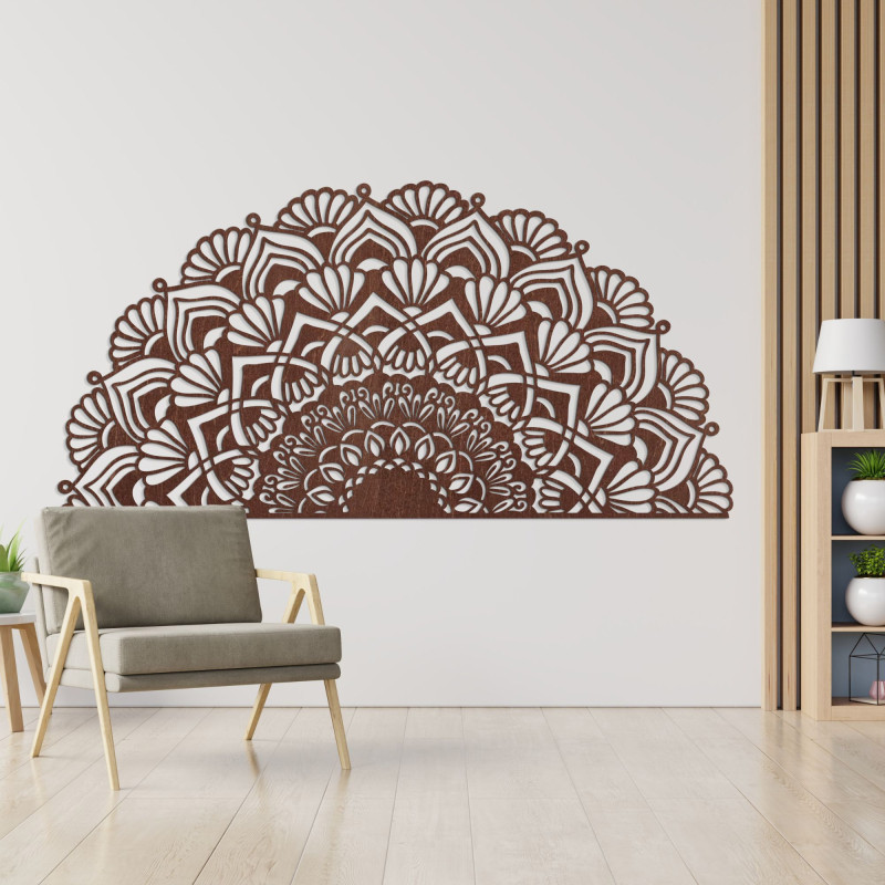Luksusowa, drewniana, półokrągła mandala do stylowego wnętrza w stylu boho.