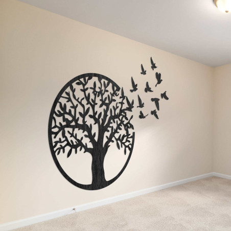 Drewniany obrazek drzewa życia z latającymi ptakami