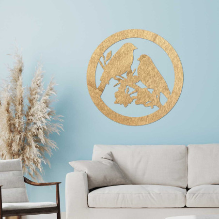 Drewniane malowidło ścienne przedstawiające ptaki na gałęzi