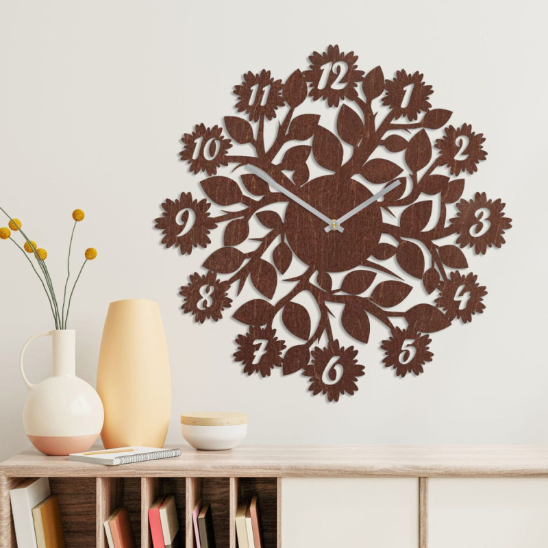 nowoczesny zegar z cyframi i kwiatami