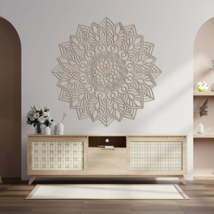Dekoracja inspirowana naturalnymi i geometrycznymi kształtami tworząca harmonijną kompozycję.