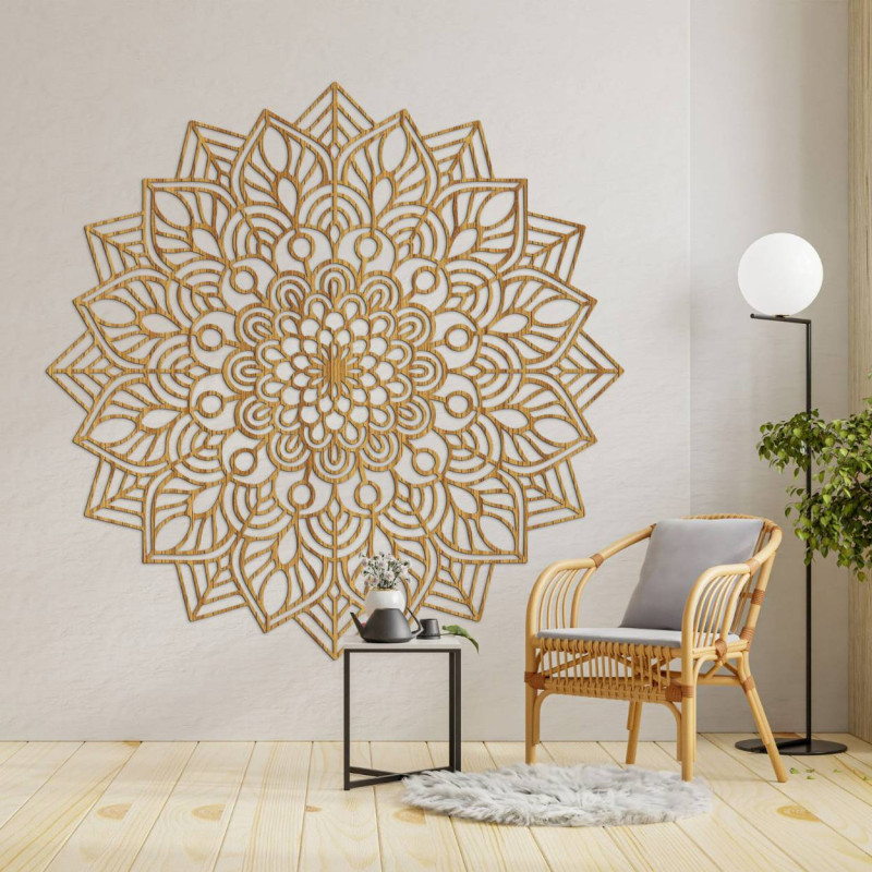 Mandala o warstwowej strukturze i harmonijnym układzie.