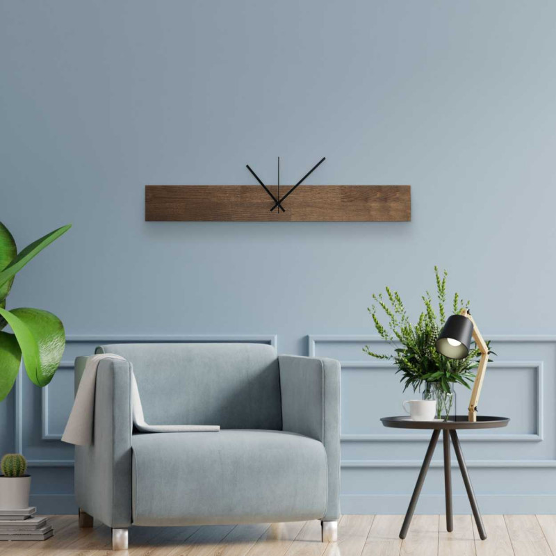 Elegancki zegar drewniany z naturalnym usłojeniem drewna