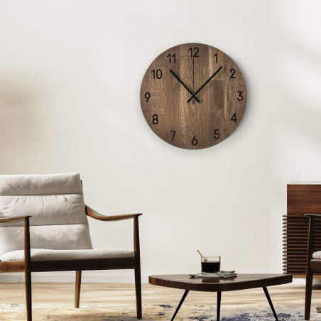 Minimalistyczny drewniany zegar jako designerska dekoracja