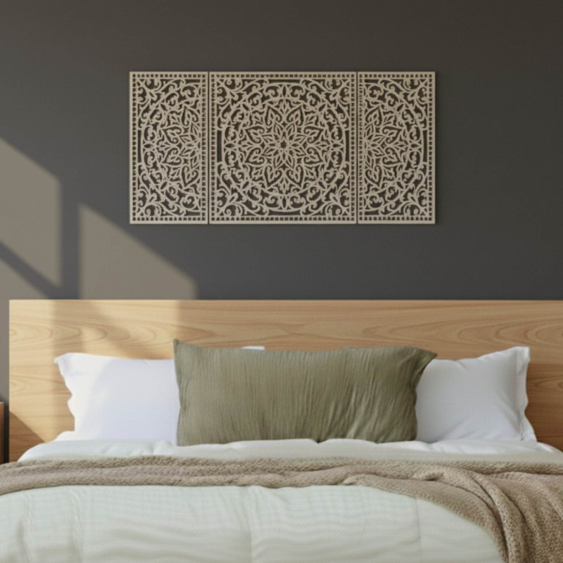 Ręcznie rzeźbione drewniane dekoracje dodają harmonii i stylu