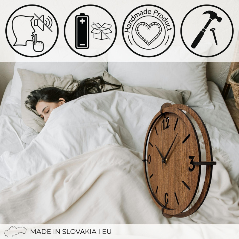 Elegancki zegar ścienny z drewna orzechowego z wyrazistymi cyframi do nowoczesnego wnętrza