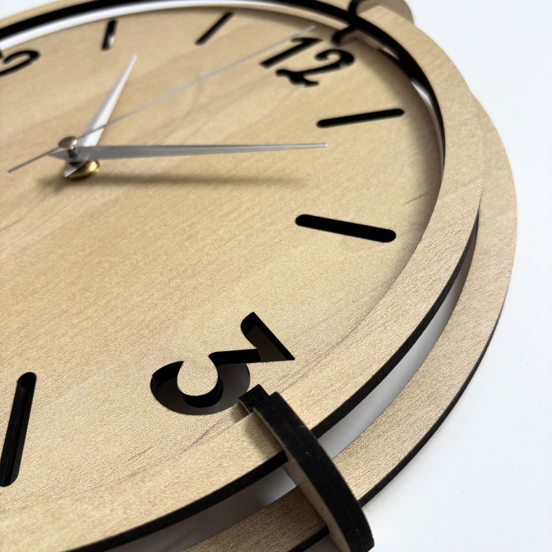 Designerski zegar z płyty HDF z wielowarstwową tarczą i minimalistycznym stylem do salonu.