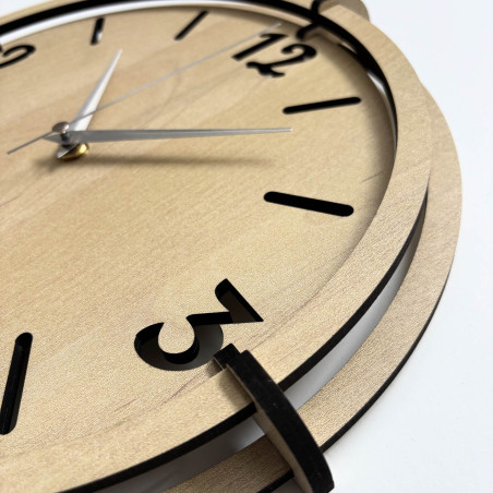 Designerski zegar z płyty HDF z wielowarstwową tarczą i minimalistycznym stylem do salonu.