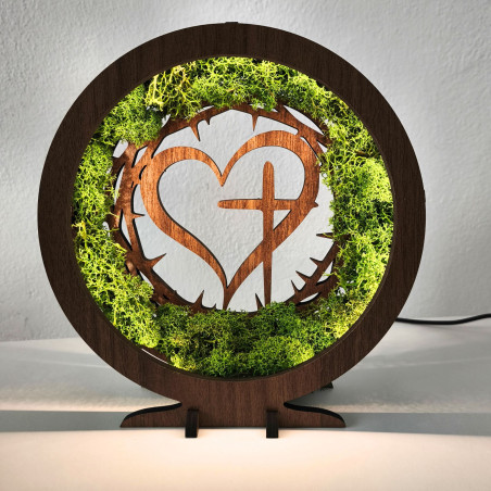 Stylowa dekoracja z duchowym motywem. Lampa LED z mchem w eleganckim dekorze orzechowym.