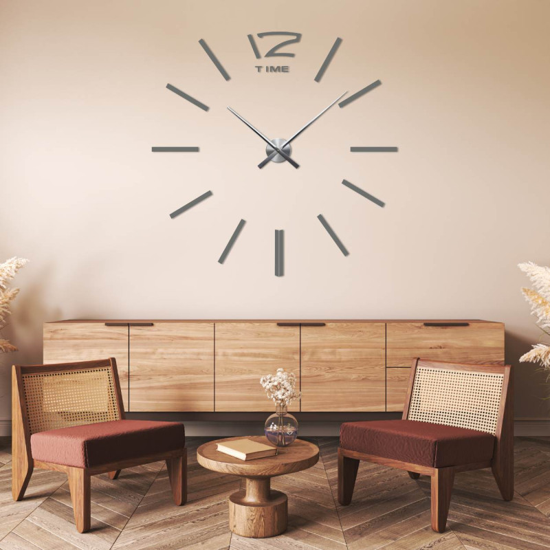 Luksusowy zegar ścienny DIY ze złotymi detalami i minimalistycznym designem