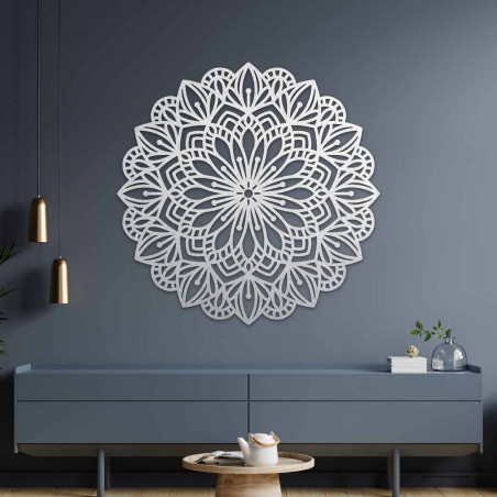 Elegancka drewniana mandala jako dekoracja nowoczesnego wnętrza
