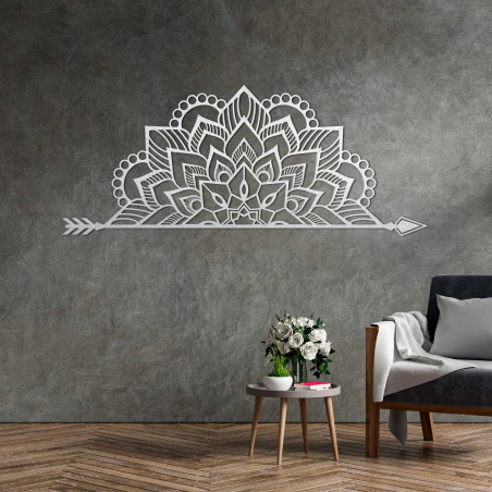 Drewniana mandala rzeźbiona laserowo na ścianie do stylowego salonu lub sypialni
