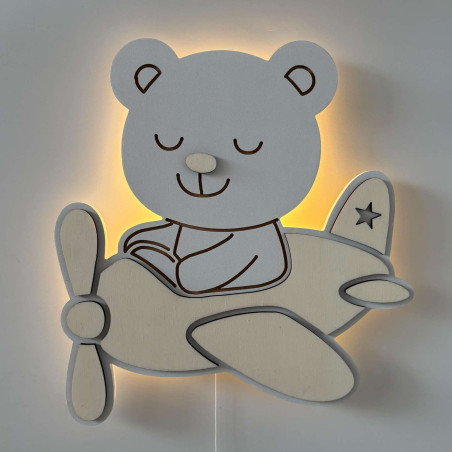 Oryginalna drewniana lampa LED z samolotem i misiem do nowoczesnego pokoju dziecięcego