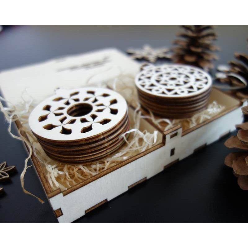 Ozdoby drewniane i plastikowe, ozdoby świąteczne, drewniane akcesoria vintage