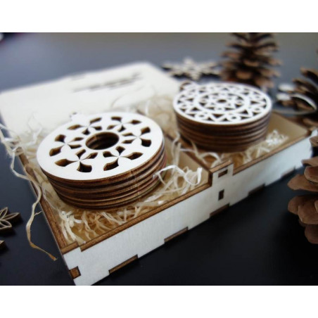 Ozdoby drewniane i plastikowe, ozdoby świąteczne, drewniane akcesoria vintage