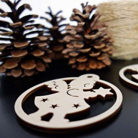 Ozdoby świąteczne z drewna, wymiary: 79x90 mm