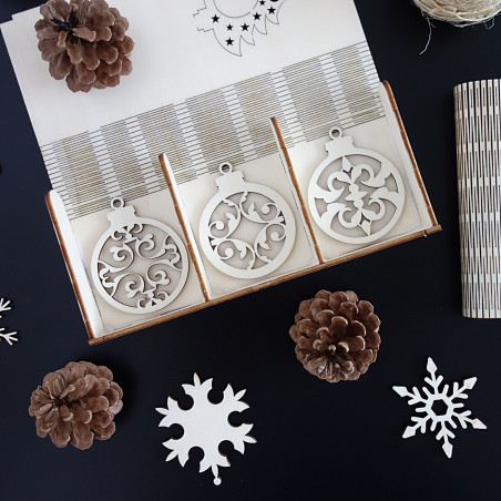 Drewniane ozdoby świąteczne, 1 zestaw - 18 sztuk
