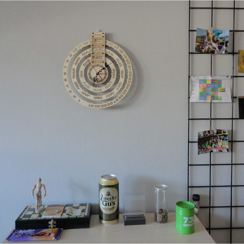 Drewniany kalendarz ścienny zegar kalendarz wykonany z drewna grawerowany laserowo KALENDARZ